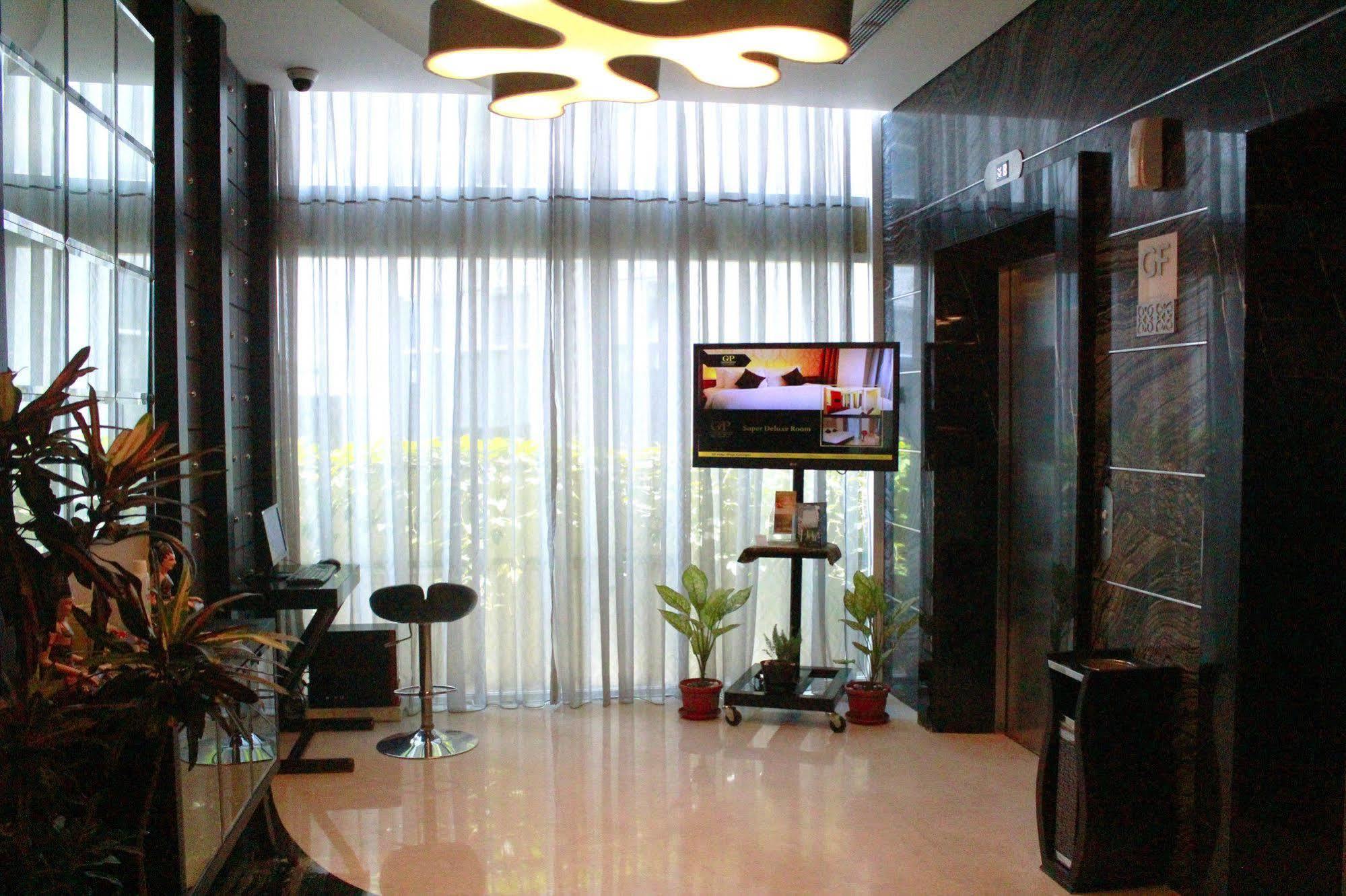 Gp Mega Kuningan Yakarta Exterior foto